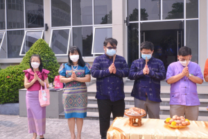 งานทำบุญกลางบ้าน สืบสานประเพณีสงกรานต์