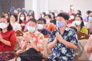 งานทำบุญกลางบ้าน สืบสานประเพณีสงกรานต์