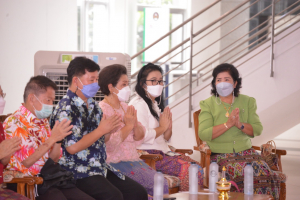 งานทำบุญกลางบ้าน สืบสานประเพณีสงกรานต์