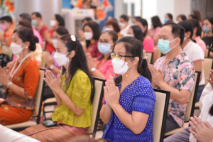 งานทำบุญกลางบ้าน สืบสานประเพณีสงกรานต์