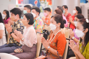 งานทำบุญกลางบ้าน สืบสานประเพณีสงกรานต์