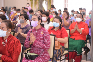งานทำบุญกลางบ้าน สืบสานประเพณีสงกรานต์
