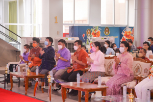 งานทำบุญกลางบ้าน สืบสานประเพณีสงกรานต์