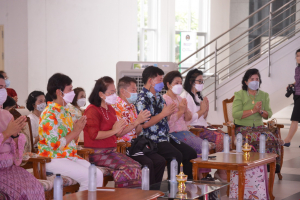 งานทำบุญกลางบ้าน สืบสานประเพณีสงกรานต์