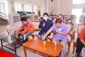งานทำบุญกลางบ้าน สืบสานประเพณีสงกรานต์