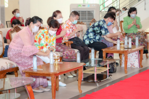 งานทำบุญกลางบ้าน สืบสานประเพณีสงกรานต์