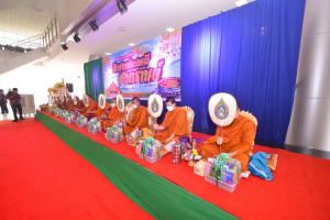 งานทำบุญกลางบ้าน สืบสานประเพณีสงกรานต์