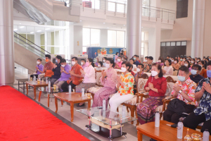 งานทำบุญกลางบ้าน สืบสานประเพณีสงกรานต์