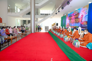 งานทำบุญกลางบ้าน สืบสานประเพณีสงกรานต์