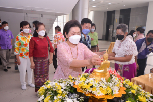 งานทำบุญกลางบ้าน สืบสานประเพณีสงกรานต์