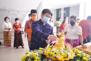 งานทำบุญกลางบ้าน สืบสานประเพณีสงกรานต์