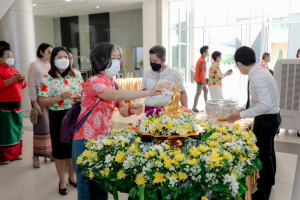 งานทำบุญกลางบ้าน สืบสานประเพณีสงกรานต์