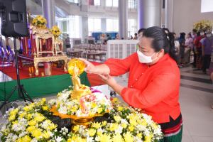 งานทำบุญกลางบ้าน สืบสานประเพณีสงกรานต์