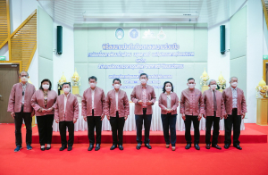 รักษาราชการแทนอธิการบดี มรท. นำผู้บริหาร มรท. ร่วมการประชุมสัมมนารับมอบนโยบายการขับเคลื่อน ธัชชา, การลงนาม MOU ระหว่าง สป.อว. - มรภ. 38 แห่ง และ ม.เทคโนโลยีราชมงคล 9 แห่ง และการประชุมอธิการบดีมหาวิทยาลัยราชภัฏทั่วประเทศ