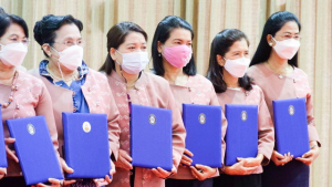 รักษาราชการแทนอธิการบดี มรท. นำผู้บริหาร มรท. ร่วมการประชุมสัมมนารับมอบนโยบายการขับเคลื่อน ธัชชา, การลงนาม MOU ระหว่าง สป.อว. - มรภ. 38 แห่ง และ ม.เทคโนโลยีราชมงคล 9 แห่ง และการประชุมอธิการบดีมหาวิทยาลัยราชภัฏทั่วประเทศ