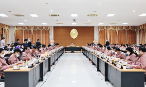 รักษาราชการแทนอธิการบดี มรท. นำผู้บริหาร มรท. ร่วมการประชุมสัมมนารับมอบนโยบายการขับเคลื่อน ธัชชา, การลงนาม MOU ระหว่าง สป.อว. - มรภ. 38 แห่ง และ ม.เทคโนโลยีราชมงคล 9 แห่ง และการประชุมอธิการบดีมหาวิทยาลัยราชภัฏทั่วประเทศ
