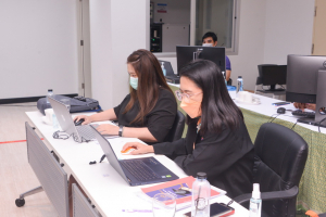 การประชุมคณะอนุกรรมการประเมินและคัดเลือกเพื่อรับรางวัลพระราชทาน ระดับอุดมศึกษา เขตภาคกลาง ปีการศึกษา 2564