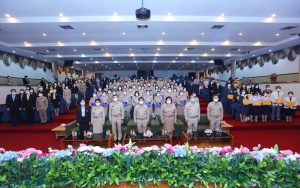 รักษาราชการแทนอธิการบดี มรท.รับรางวัลข้าราชการพลเรือนดีเด่น