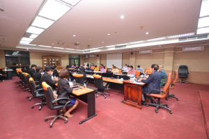 นายกสภา มรท.นำคณะผู้บริหาร มรท. ร่วมหารือแนวทางการบูรณาการการทำงานร่วมกันกับ ผวจ.สิงห์บุรี