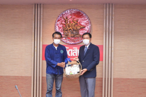 นายกสภา มรท.นำคณะผู้บริหาร มรท. ร่วมหารือแนวทางการบูรณาการการทำงานร่วมกันกับ ผวจ.สิงห์บุรี