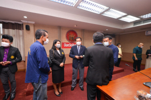 นายกสภา มรท.นำคณะผู้บริหาร มรท. ร่วมหารือแนวทางการบูรณาการการทำงานร่วมกันกับ ผวจ.สิงห์บุรี