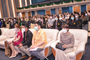 มรท.จัดพิธีมอบสื่อการจัดการเรียนการสอน ในโครงการยกระดับการเรียนรู้ในโรงเรียนเครือข่ายขนาดเล็ก จังหวัดลพบุรี สระบุรี และสิงห์บุรี พร้อมอบรมครูเรื่องการใช้สื่อสำหรับการเรียนการสอน