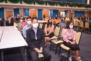 มรท.จัดพิธีมอบสื่อการจัดการเรียนการสอน ในโครงการยกระดับการเรียนรู้ในโรงเรียนเครือข่ายขนาดเล็ก จังหวัดลพบุรี สระบุรี และสิงห์บุรี พร้อมอบรมครูเรื่องการใช้สื่อสำหรับการเรียนการสอน
