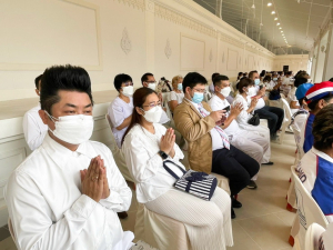 รักษาราชการแทนอธิการบดีนำทีมผู้บริหาร มรท. ร่วมพิธีอัญเชิญพระพุทธเจ้าน้อยขึ้นประดิษฐาน ณ พุทธสถานลพบุรีศรีสุวรรณภูมิ เพื่อถวายเป็นพุทธบูชาเนื่องในวันวิสาขบูชาโลก