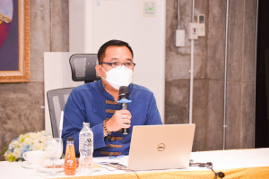รักษาราชการแทนอธิการบดี พร้อมด้วยคณะผู้บริหาร ประชุมร่วมกับ ผู้บริหารและบุคลากรสำนักศิลปะและวัฒนธรรม
