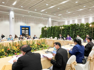 รักษาราชการอธิการบดี มรท. ร่วมการประชุมแสดงความคิดเห็นการปรับปรุงแก้ไข พ.ร.บ.ราชภัฏ พ.ศ.2547ฯ