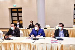 รักษาราชการอธิการบดี มรท. ร่วมการประชุมแสดงความคิดเห็นการปรับปรุงแก้ไข พ.ร.บ.ราชภัฏ พ.ศ.2547ฯ