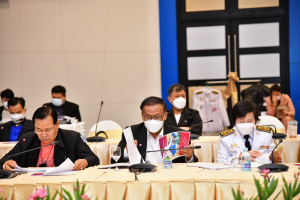 รักษาราชการอธิการบดี มรท. ร่วมการประชุมแสดงความคิดเห็นการปรับปรุงแก้ไข พ.ร.บ.ราชภัฏ พ.ศ.2547ฯ