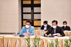 รักษาราชการอธิการบดี มรท. ร่วมการประชุมแสดงความคิดเห็นการปรับปรุงแก้ไข พ.ร.บ.ราชภัฏ พ.ศ.2547ฯ