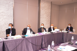 นายกสภา มรท. นำคณะกรรมการสภามหาวิทยาลัย และผู้บริหาร ร่วมการประชุม Retreat  สภามหาวิทยาลัย วันที่ 1