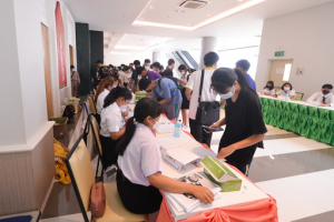 ศูนย์ภาษาจัดอบรมทักษะภาษาอังกฤษเพื่อการสื่อสารสำหรับ นศ.ชั้นปี 1