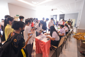 ศูนย์ภาษาจัดอบรมทักษะภาษาอังกฤษเพื่อการสื่อสารสำหรับ นศ.ชั้นปี 1