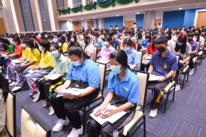 ศูนย์ภาษาจัดอบรมทักษะภาษาอังกฤษเพื่อการสื่อสารสำหรับ นศ.ชั้นปี 1