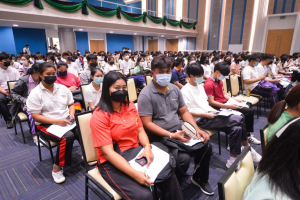 ศูนย์ภาษาจัดอบรมทักษะภาษาอังกฤษเพื่อการสื่อสารสำหรับ นศ.ชั้นปี 1