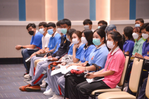 ศูนย์ภาษาจัดอบรมทักษะภาษาอังกฤษเพื่อการสื่อสารสำหรับ นศ.ชั้นปี 1