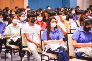 ศูนย์ภาษาจัดอบรมทักษะภาษาอังกฤษเพื่อการสื่อสารสำหรับ นศ.ชั้นปี 1