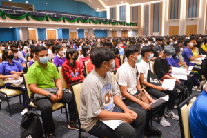 ศูนย์ภาษาจัดอบรมทักษะภาษาอังกฤษเพื่อการสื่อสารสำหรับ นศ.ชั้นปี 1