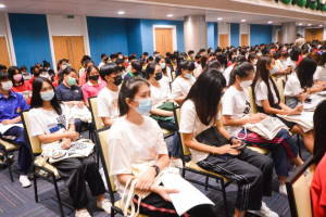 ศูนย์ภาษาจัดอบรมทักษะภาษาอังกฤษเพื่อการสื่อสารสำหรับ นศ.ชั้นปี 1