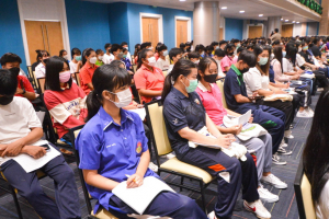 ศูนย์ภาษาจัดอบรมทักษะภาษาอังกฤษเพื่อการสื่อสารสำหรับ นศ.ชั้นปี 1
