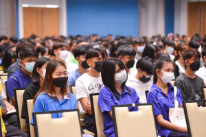 ศูนย์ภาษาจัดอบรมทักษะภาษาอังกฤษเพื่อการสื่อสารสำหรับ นศ.ชั้นปี 1