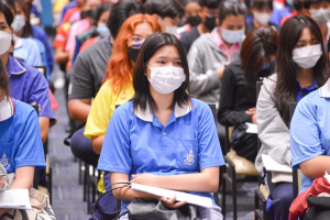 ศูนย์ภาษาจัดอบรมทักษะภาษาอังกฤษเพื่อการสื่อสารสำหรับ นศ.ชั้นปี 1