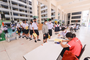 รร.สาธิต มรท.จัดตรวจสุขภาพนักเรียน