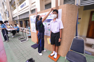 รร.สาธิต มรท.จัดตรวจสุขภาพนักเรียน