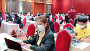 รักษาราชการแทนอธิการบดี มรท. นำผู้แทนสาขาวิชาและผู้แทนบุคลากร ร่วมทำหลักสูตรระยะสั้นเพื่อการเรียนรู้ตลอดชีวิต