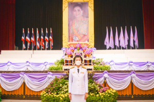 รักษาราชการแทนอธิการบดี มรท. และ คณบดี มนส. ร่วมพิธีวันเฉลิมพระชนมพรรษาสมเด็จพระนางเจ้าฯ พระบรมราชินี