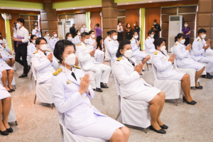 รักษาราชการแทนอธิการบดี มรท. และ คณบดี มนส. ร่วมพิธีวันเฉลิมพระชนมพรรษาสมเด็จพระนางเจ้าฯ พระบรมราชินี